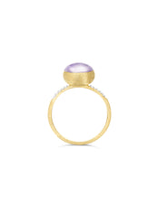 Carica l&#39;immagine nel visualizzatore di Gallery, Anello Violetta &quot;Boules&quot; in oro inciso, diamanti, lepidolite e madreperla (piccolo)