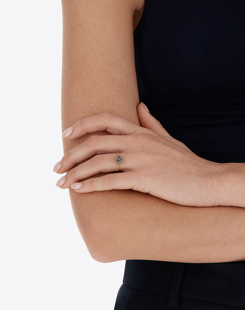 Anello "Reverse Baby" double face in oro, rubini, diamanti e cristallo di rocca