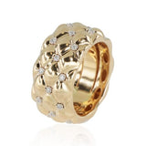 Anello in oro 18kt con diamanti bianchi naturali