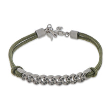 Carica l'immagine nel visualizzatore di Gallery, BRACCIALE GROUMETTE NAUTICA IN TITANIO CON DIAMANTI BLACK E LACCIO VERDE MILITARE