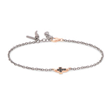 Carica l'immagine nel visualizzatore di Gallery, BRACCIALE UOMO IN TITANIO CON UNA CROCE E CHIUSURA IN ORO ROSSO 9 KT E DIAMANTI BLACK